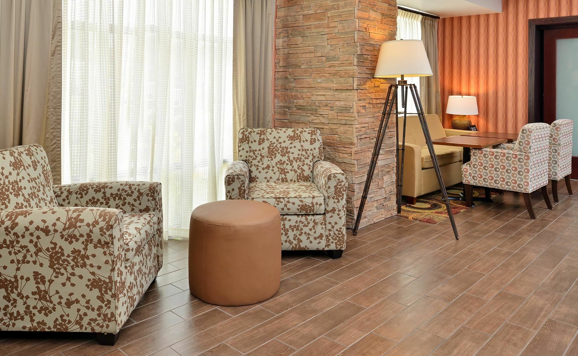 Hampton Inn Ottumwa Exteriör bild